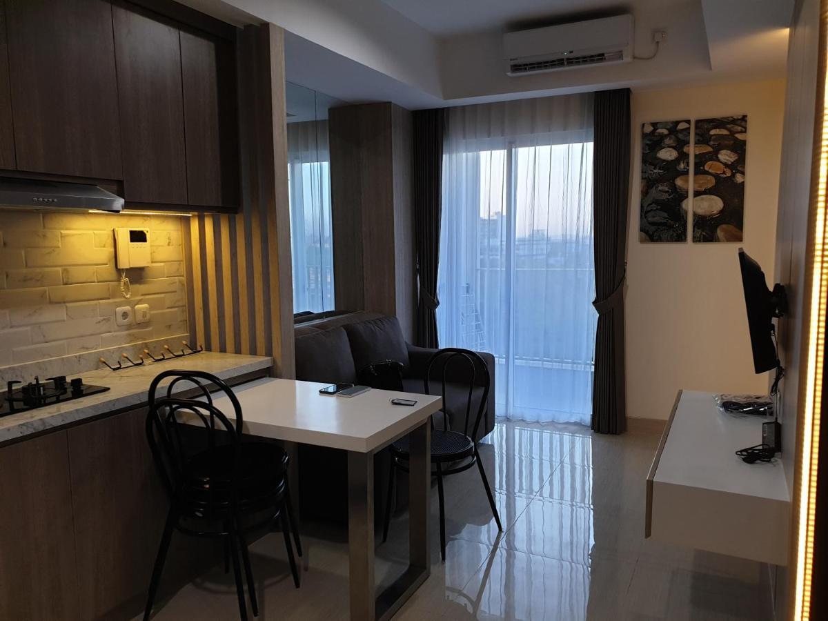 סוראבאיה Apartemen Grand Sungkono Lagoon Venetian. מראה חיצוני תמונה