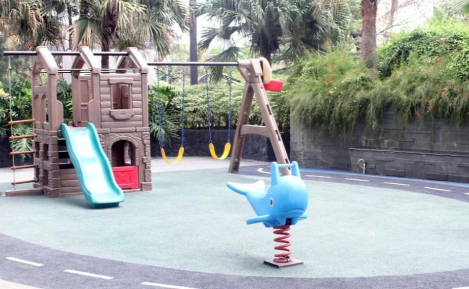 סוראבאיה Apartemen Grand Sungkono Lagoon Venetian. מראה חיצוני תמונה