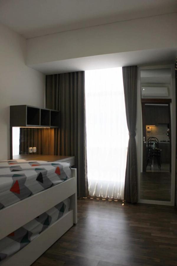 סוראבאיה Apartemen Grand Sungkono Lagoon Venetian. מראה חיצוני תמונה