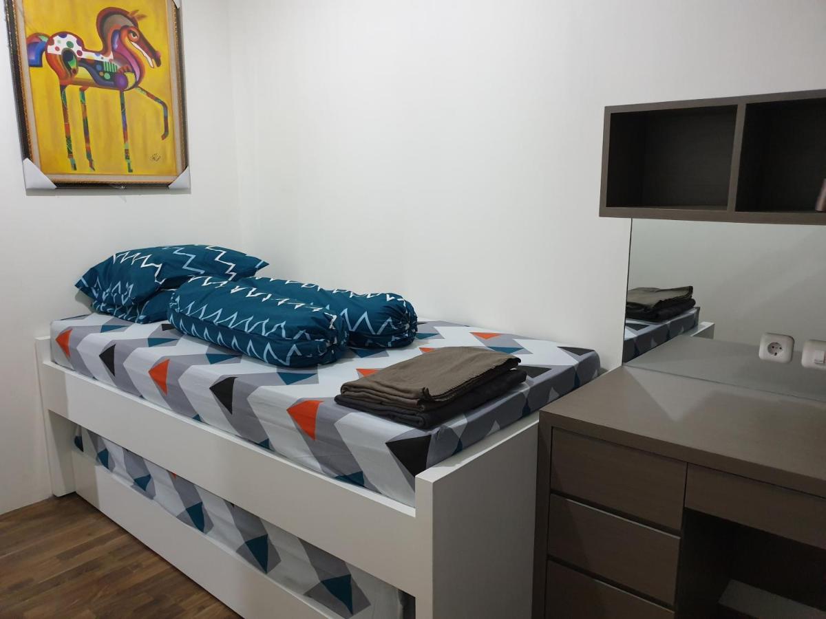 סוראבאיה Apartemen Grand Sungkono Lagoon Venetian. מראה חיצוני תמונה