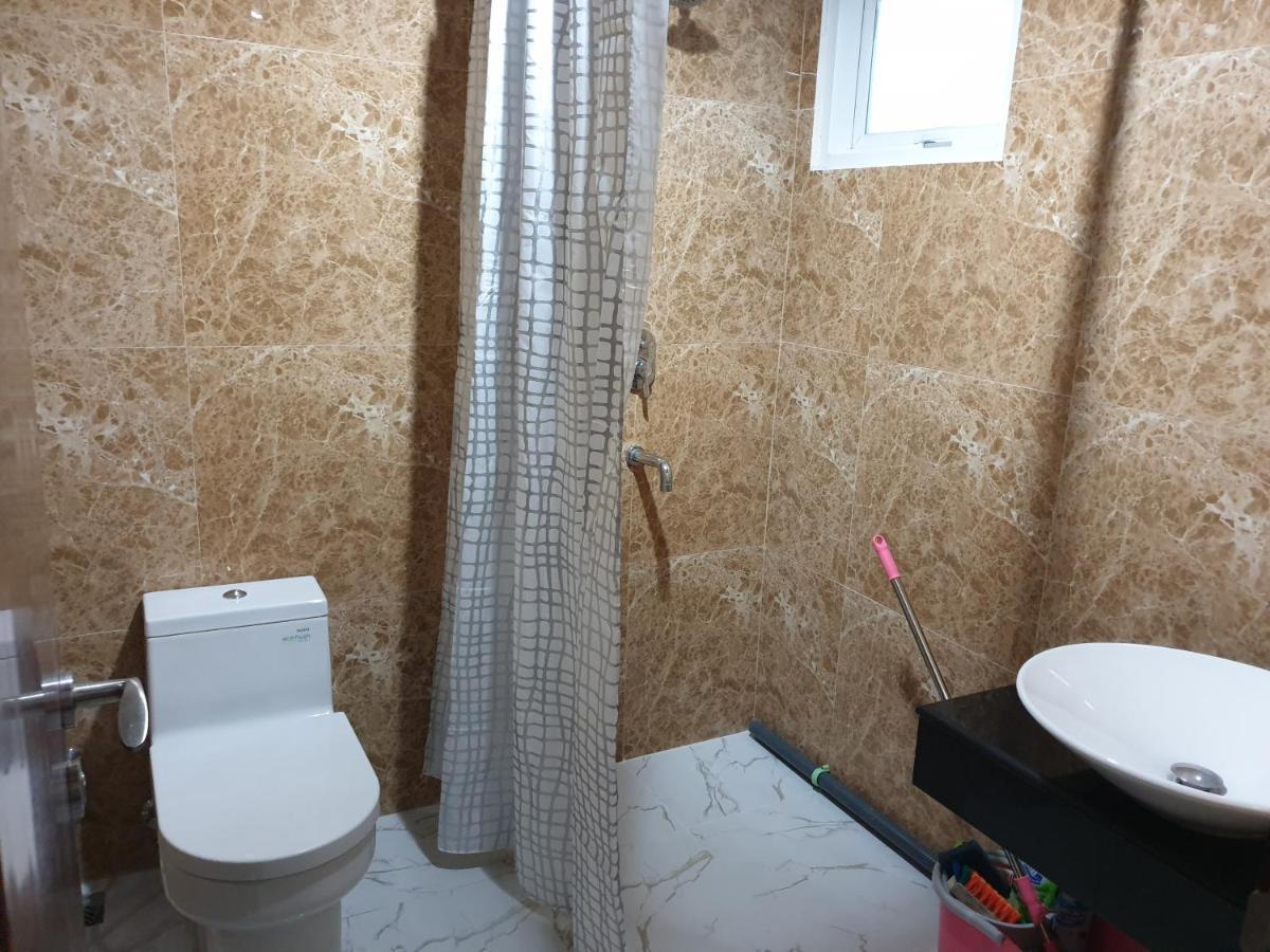 סוראבאיה Apartemen Grand Sungkono Lagoon Venetian. מראה חיצוני תמונה